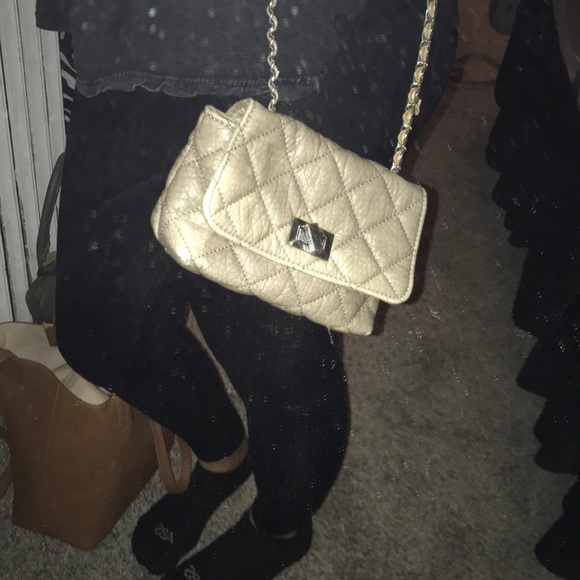 Cute Steve Madden satchel - Picture 3 of 3